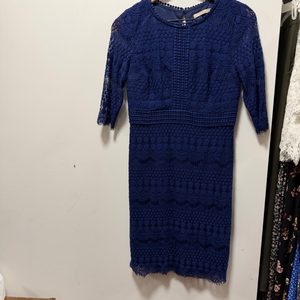 Dress - Picture 4 of 5